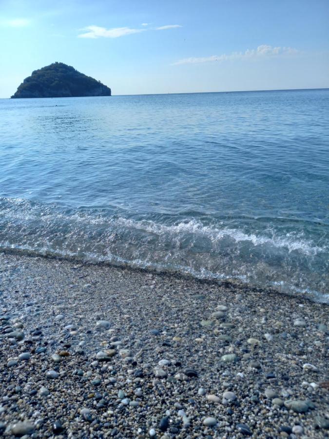 Bilocale Savona Διαμέρισμα Εξωτερικό φωτογραφία